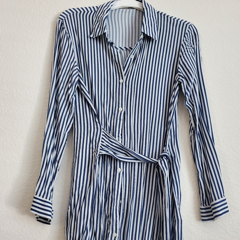 Long sleeve striped dress.